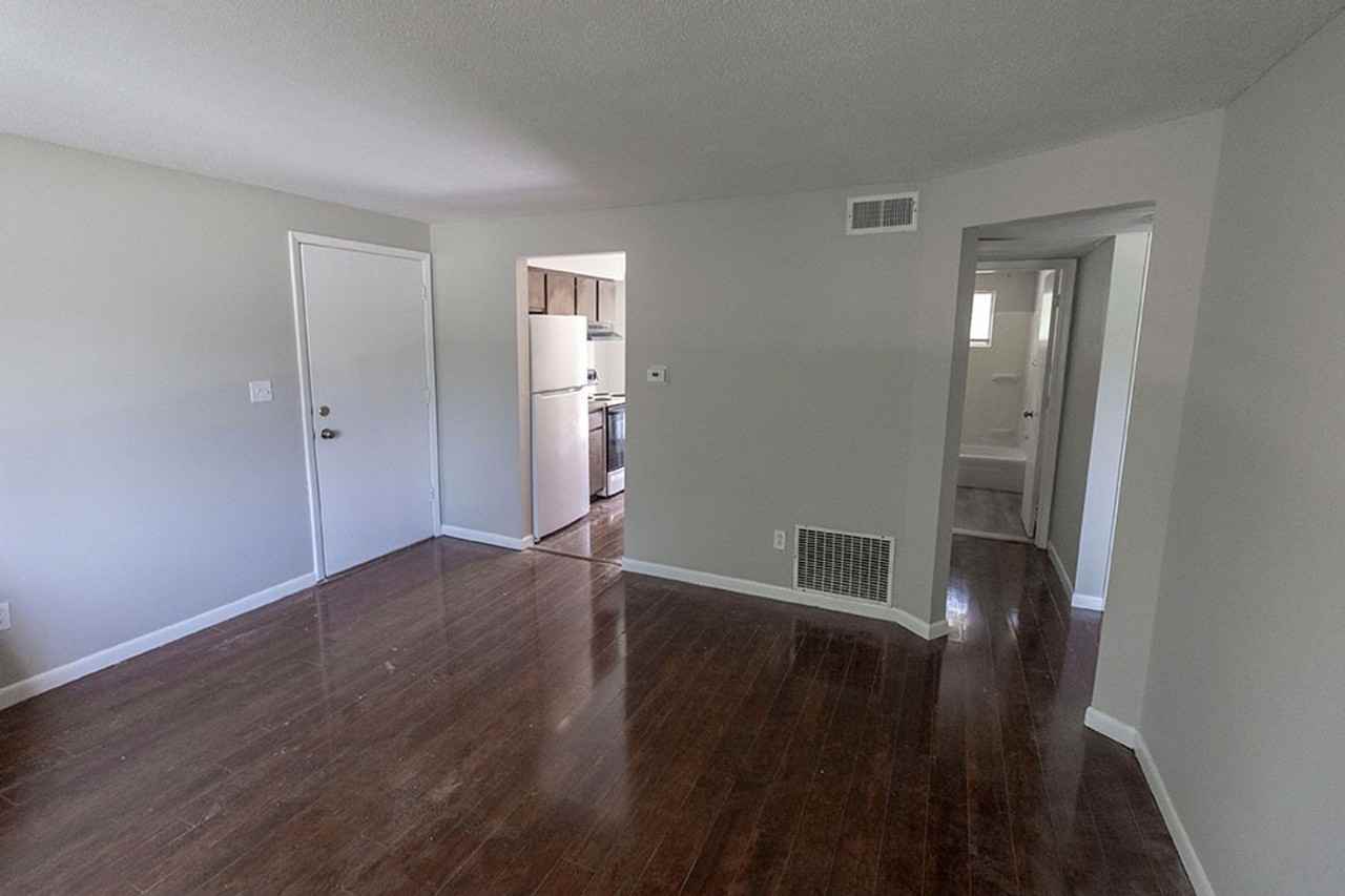 1309 N Golf Blvd - Photo 7 of 21