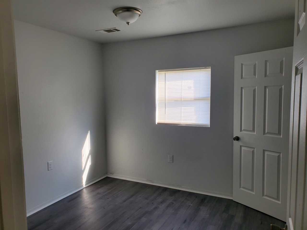 5928 Campus Blvd - Photo 2 of 10