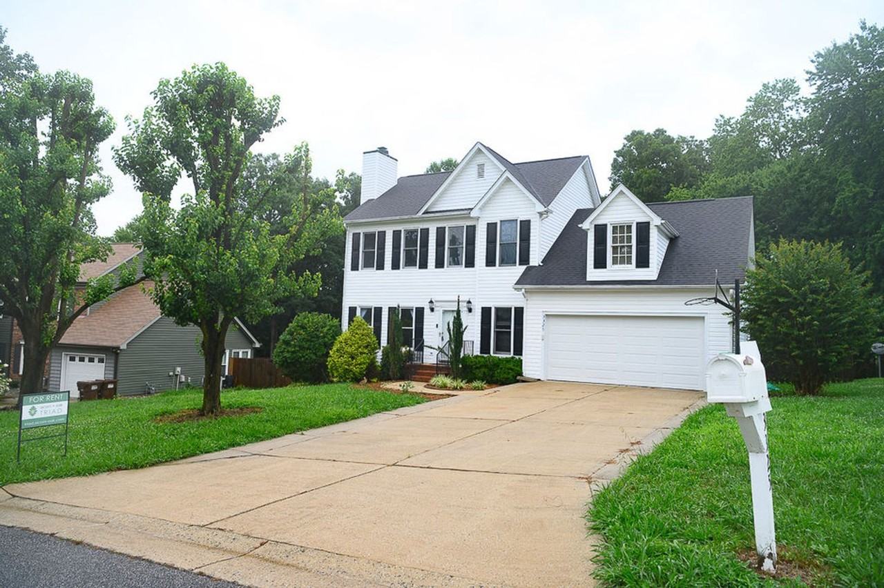 3325 Timberwolf Ave - Photo 2 of 50