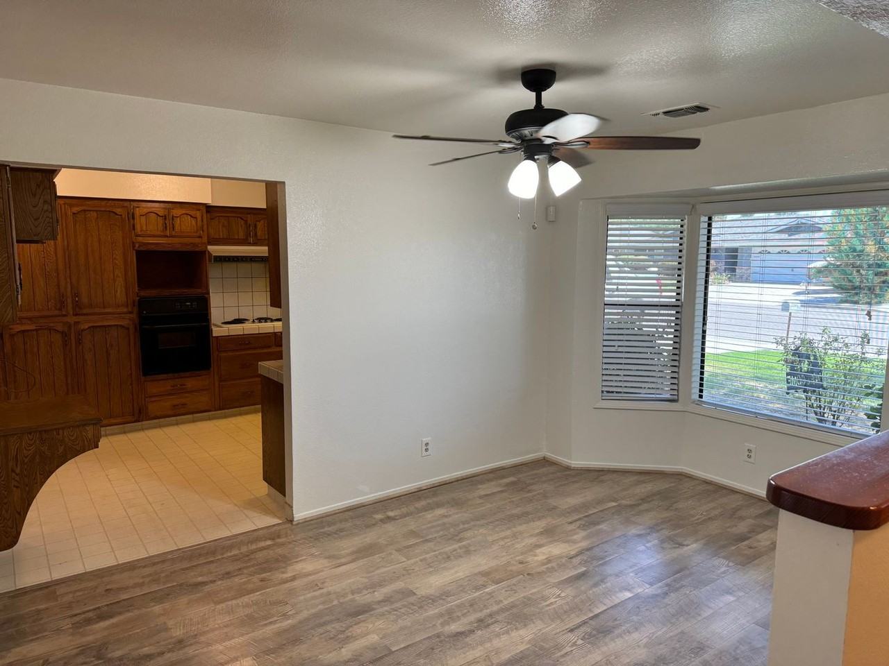 2361 24th Ave - Photo 2 of 8