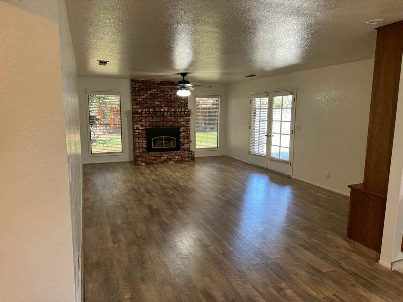 2361 24th Ave - Photo 3 of 8