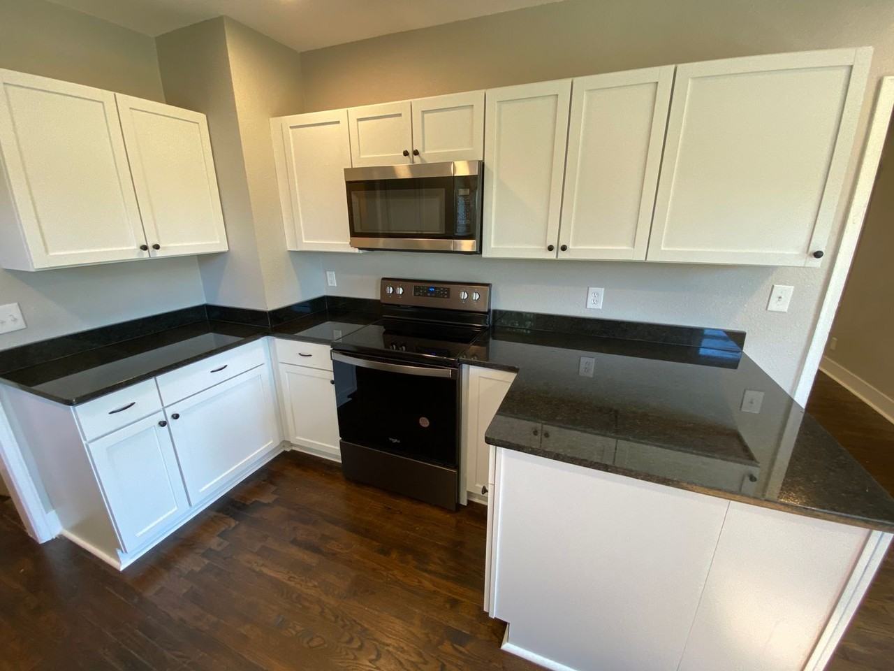 4135 N 44th St - Photo 7 of 21