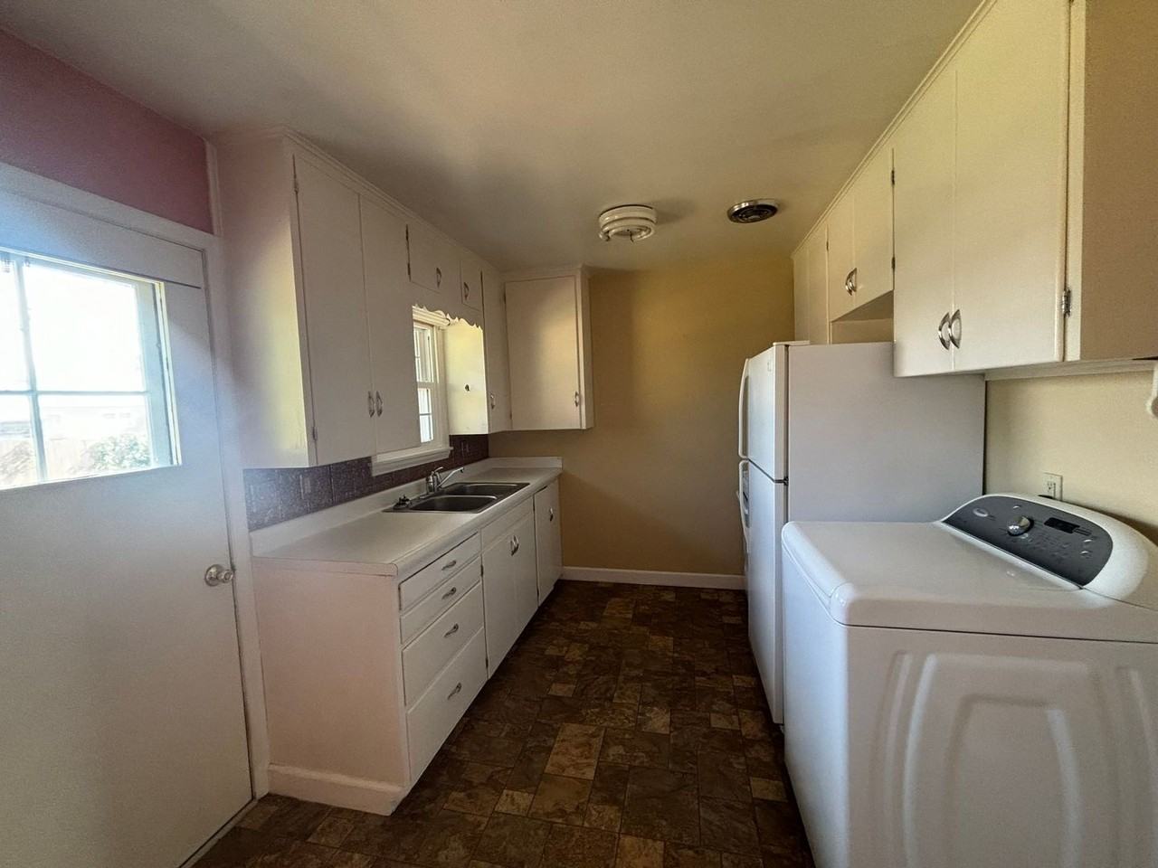 4208 W Saint Louis St - Photo 6 of 14