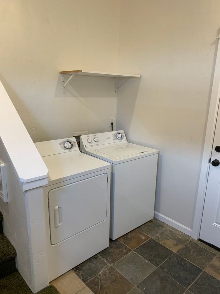 1347 Nw Albany Ave - Photo 2 of 14