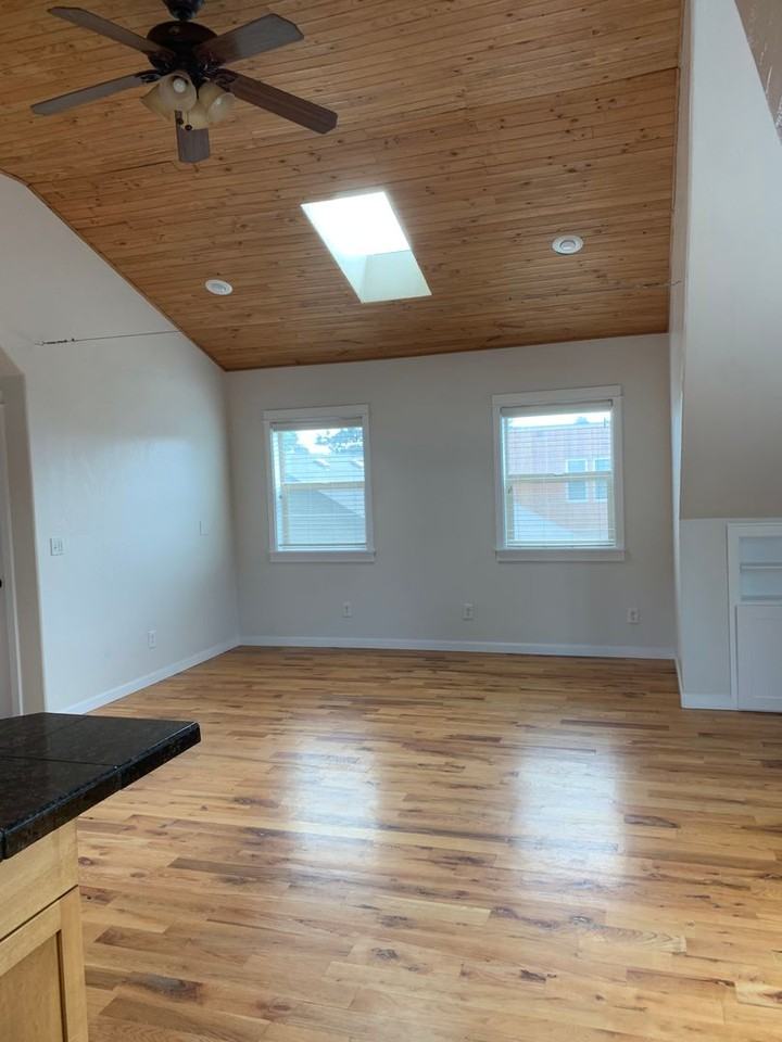 1347 Nw Albany Ave - Photo 4 of 14