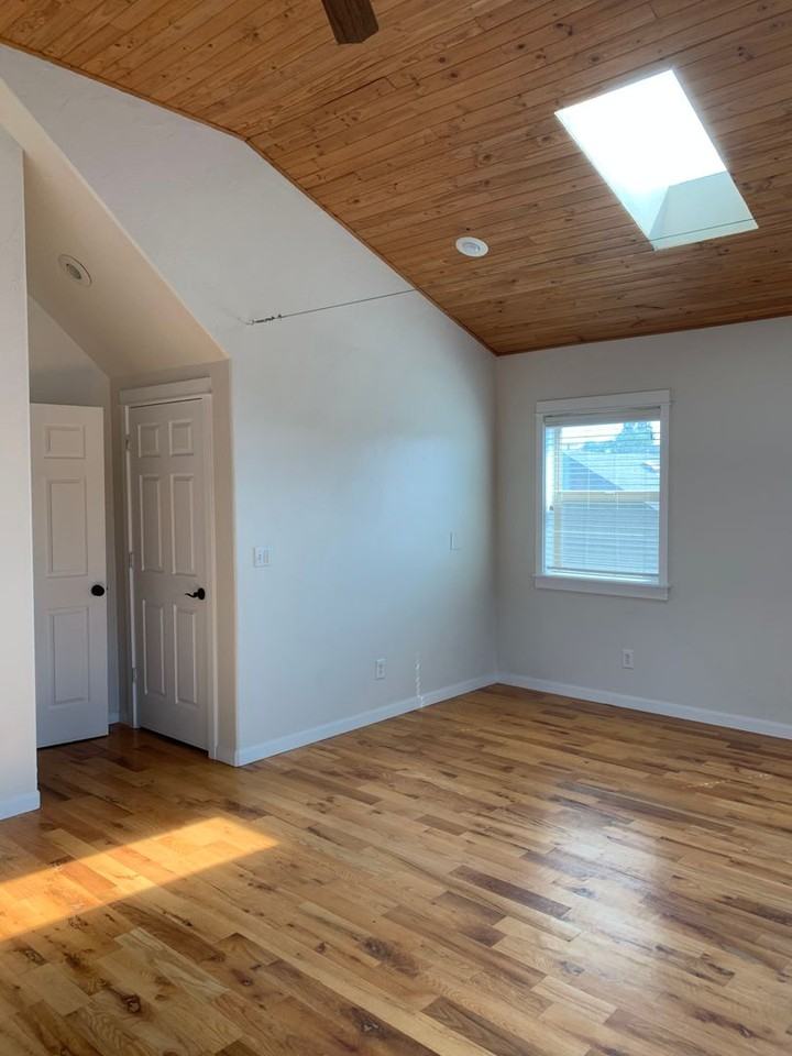 1347 Nw Albany Ave - Photo 6 of 14