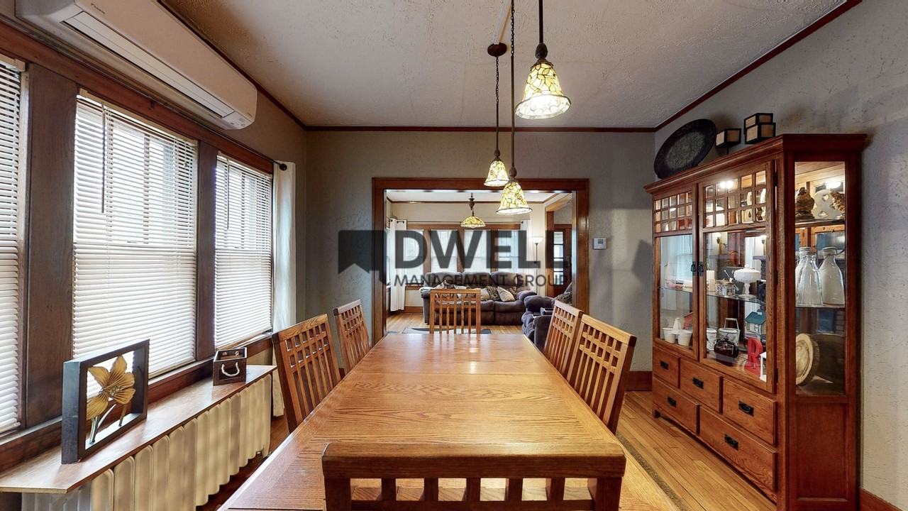 837 1st St Sw - Photo 2 of 28