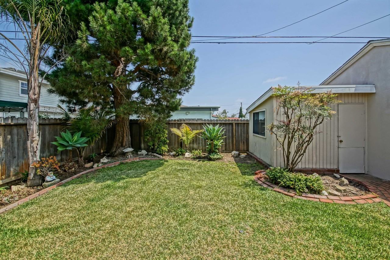 5512 Wiseburn St - Photo 6 of 36