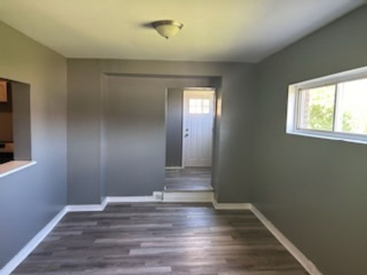 819 Bryn Mawr Rd - Photo 3 of 14