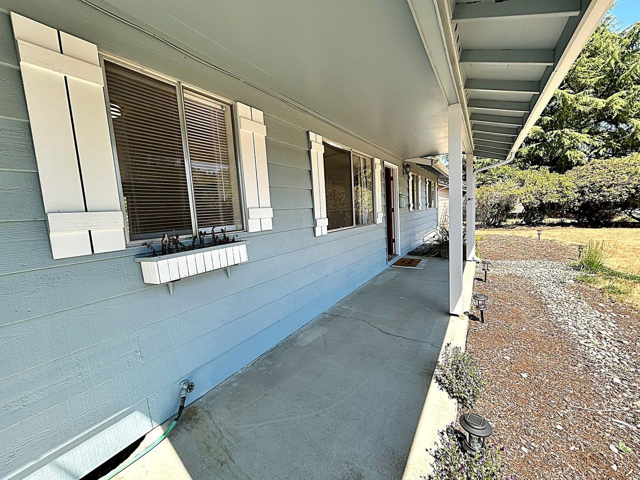 11009 108th Street Ct Sw - Photo 2 of 20