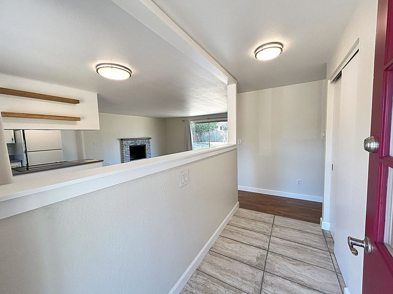 11009 108th Street Ct Sw - Photo 3 of 20