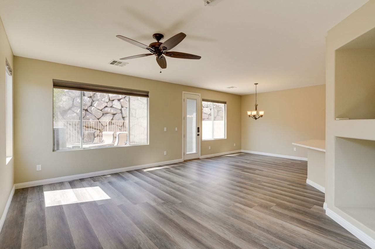 703 Principle Point Ave - Photo 5 of 29