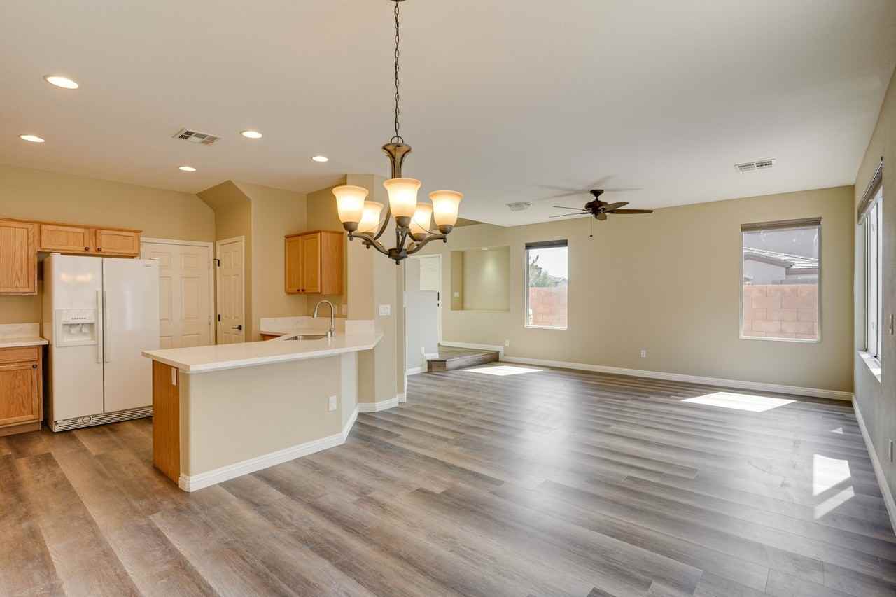 703 Principle Point Ave - Photo 7 of 29