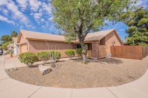 featured image of 4618 N Courtney Dr