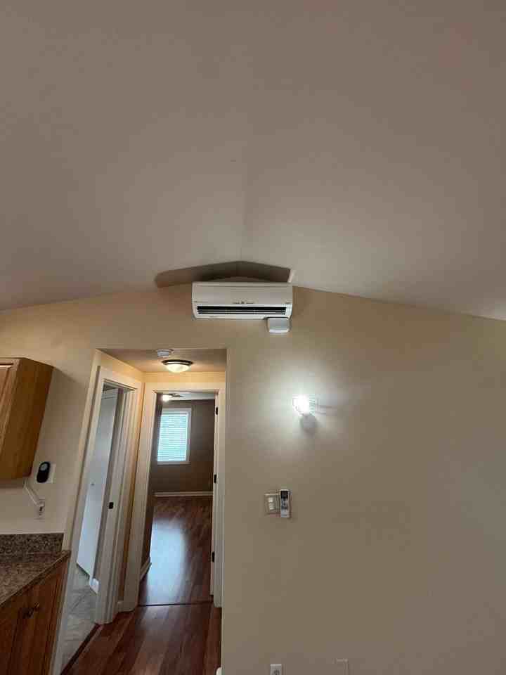 989 1/2 Laurelhurst Dr - Photo 7 of 16