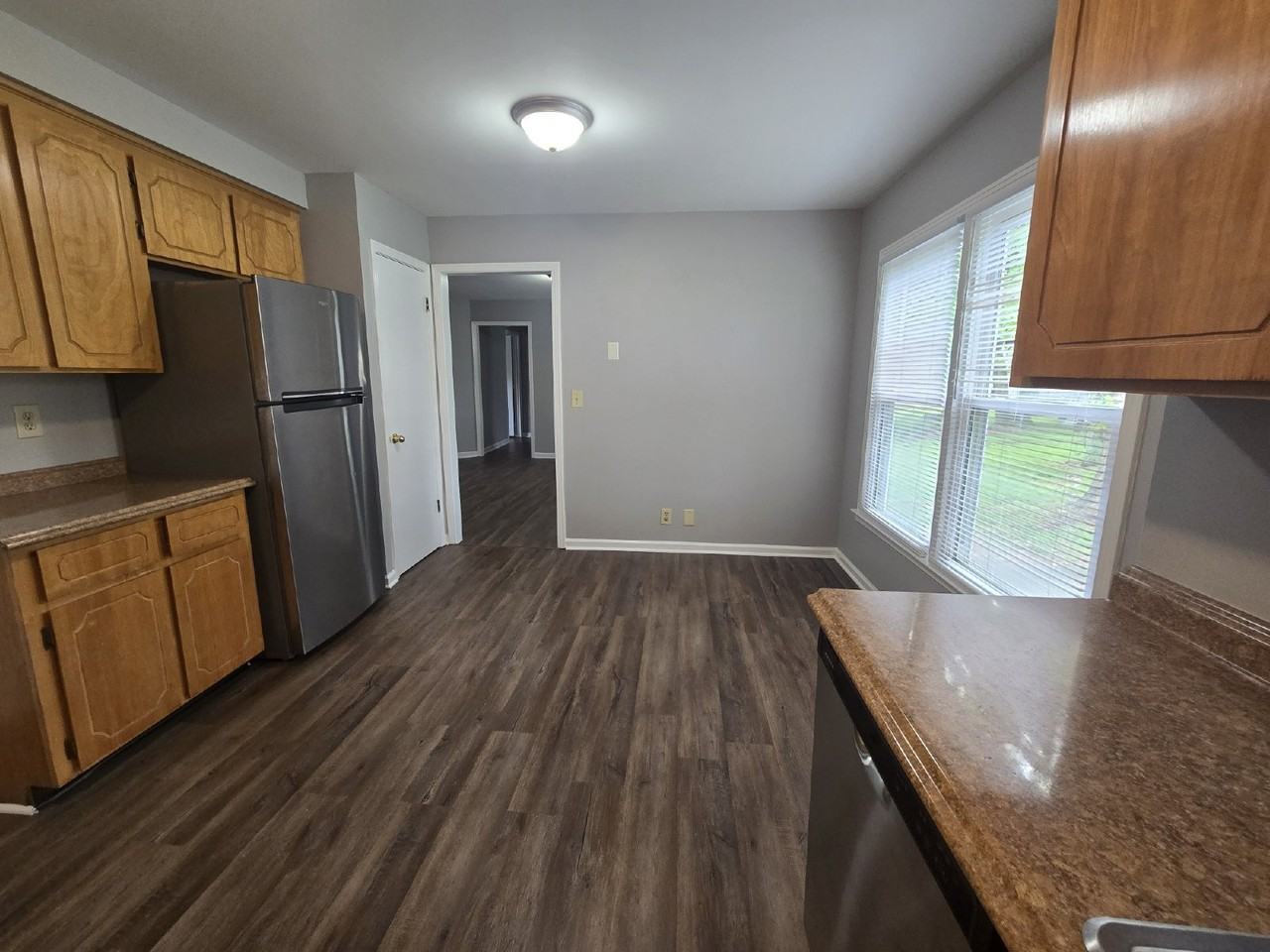 204 Centennial Dr - Photo 7 of 16