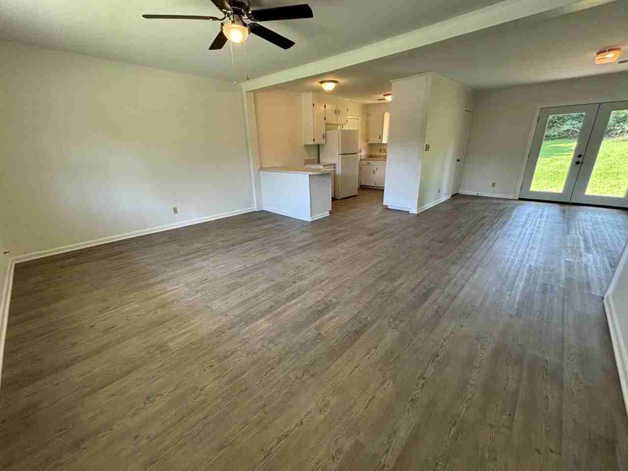 358 Parker Hills Dr - Photo 2 of 12
