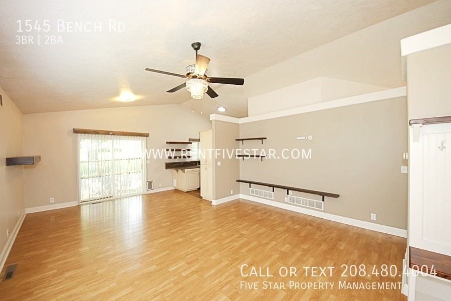 1545 Bench Rd - Photo 3 of 19