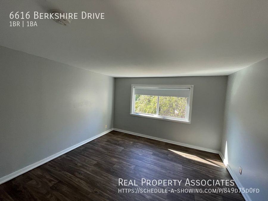 6616 Berkshire Dr - Photo 3 of 14