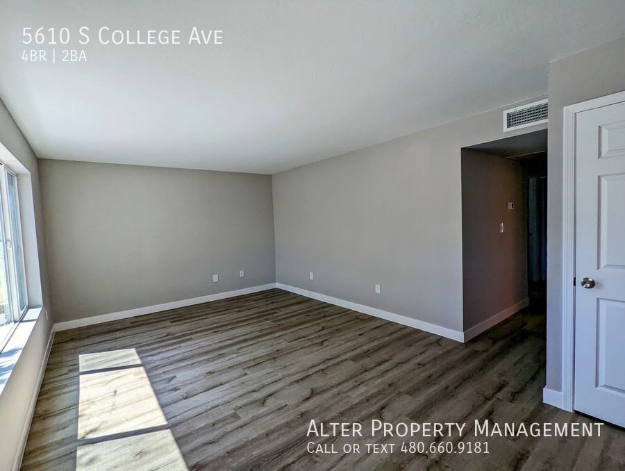 5610 S College Ave - Photo 3 of 24