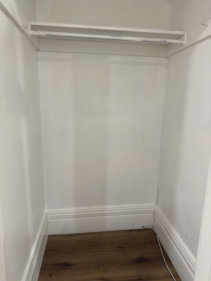 184 W River St #3 - Photo 5 of 8