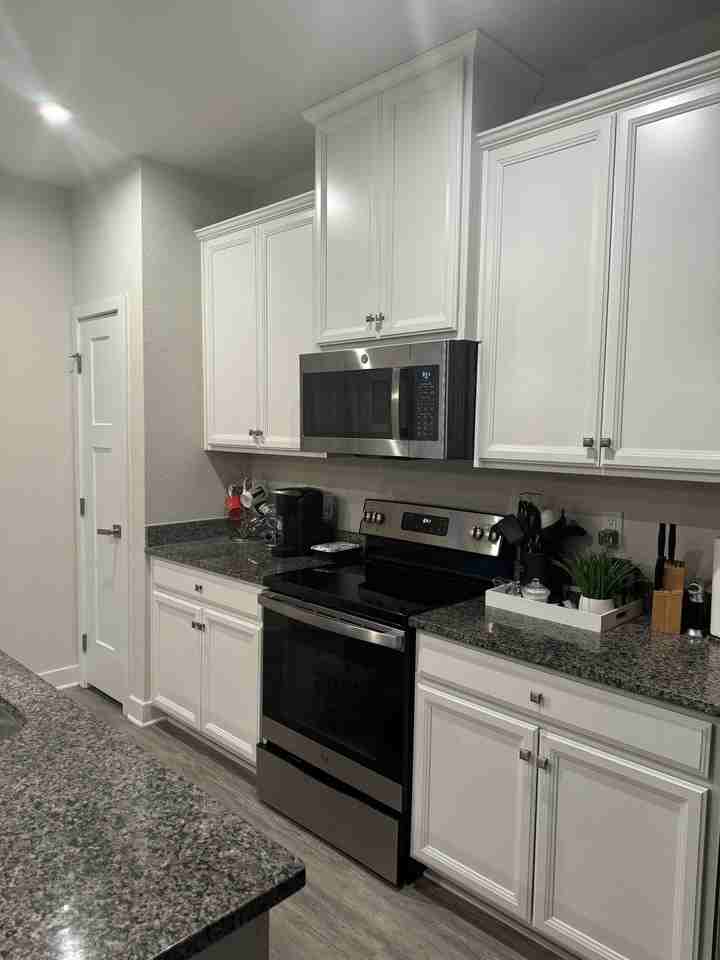 140 Spring Grove Way #NA - Photo 3 of 27