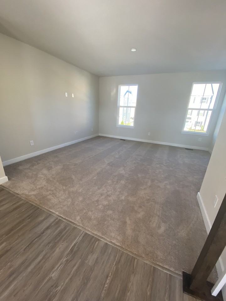 140 Spring Grove Way #NA - Photo 6 of 27