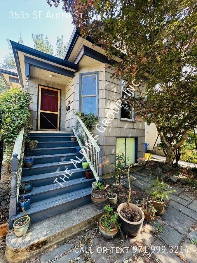 3535 Se Alder St - Photo 2 of 44