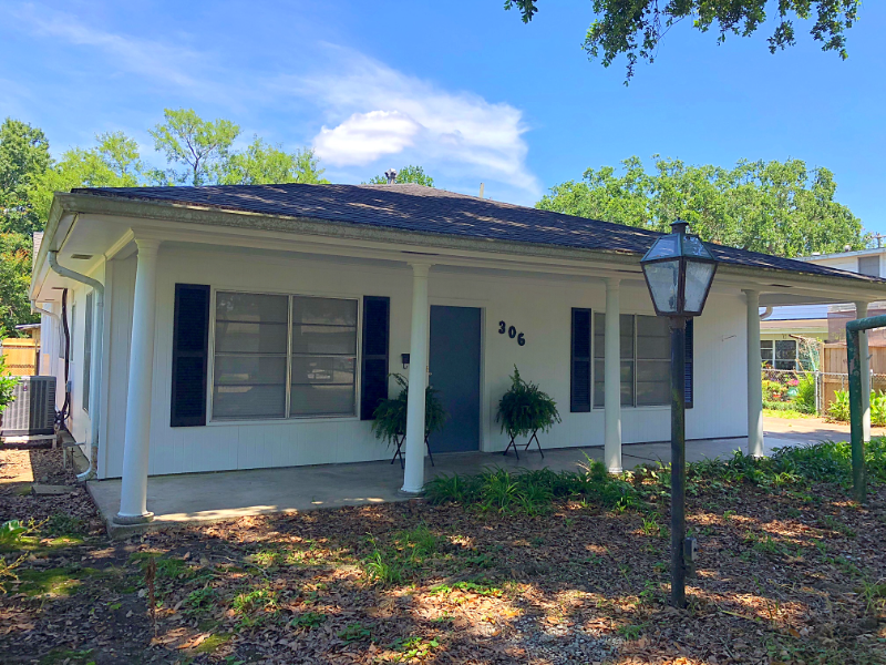 306 7th St - Photo 3 of 20