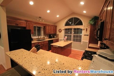 2098 132nd Ct NE - Photo 3 of 15