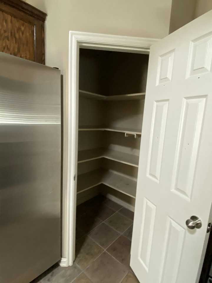 2260 Melody Dr - Photo 2 of 25