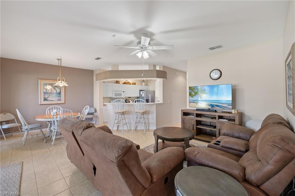 12607 Fox Ridge Dr #4102 - Photo 4 of 37