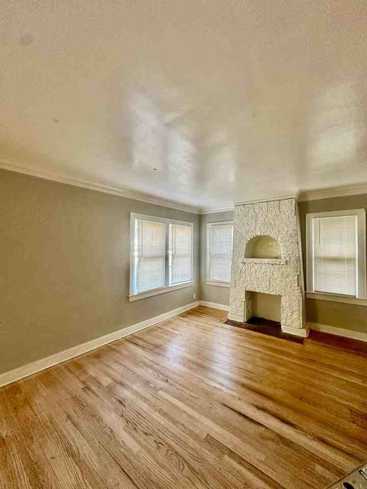 2606 Drury Ave - Photo 3 of 21