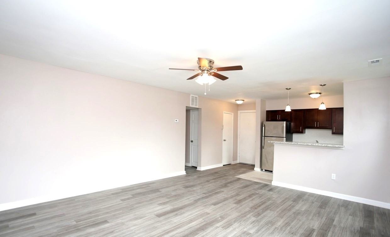 1303 N Woodington Rd #2 - Photo 2 of 9