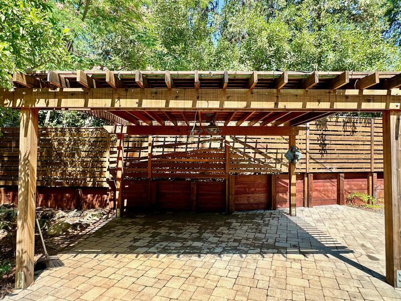 11265 Butler Rd - Photo 3 of 34