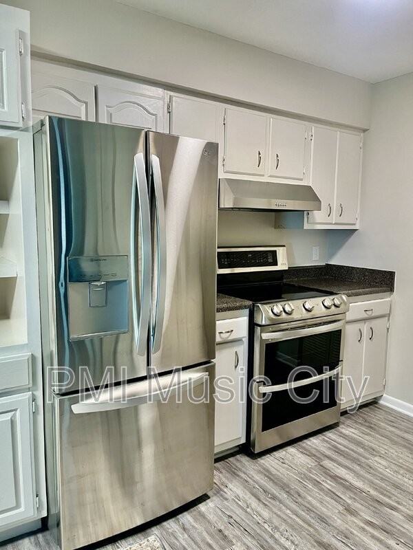 212 Summit Ridge Dr - Photo 2 of 25