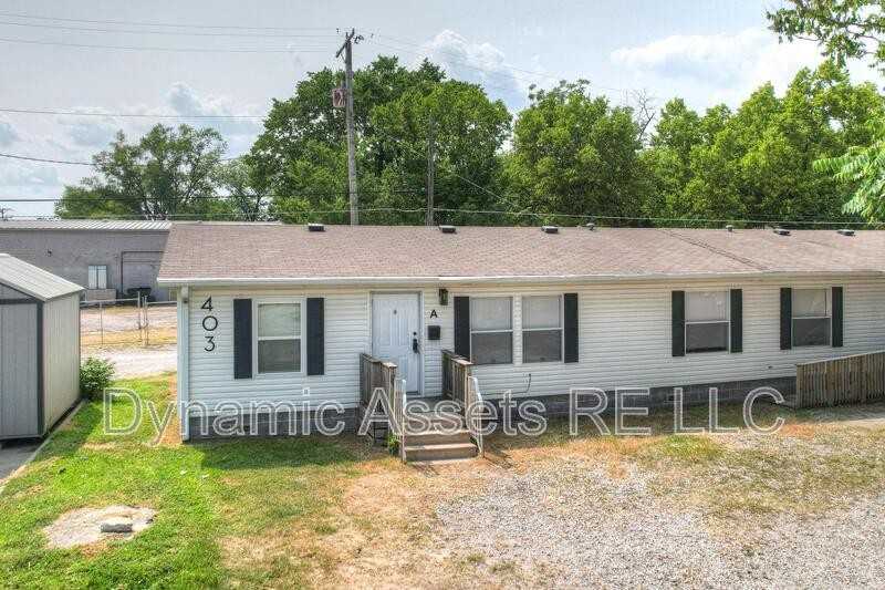 403 N Walnut St #A - Photo 6 of 32