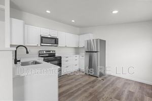 featured image of 403 N Walnut St #A