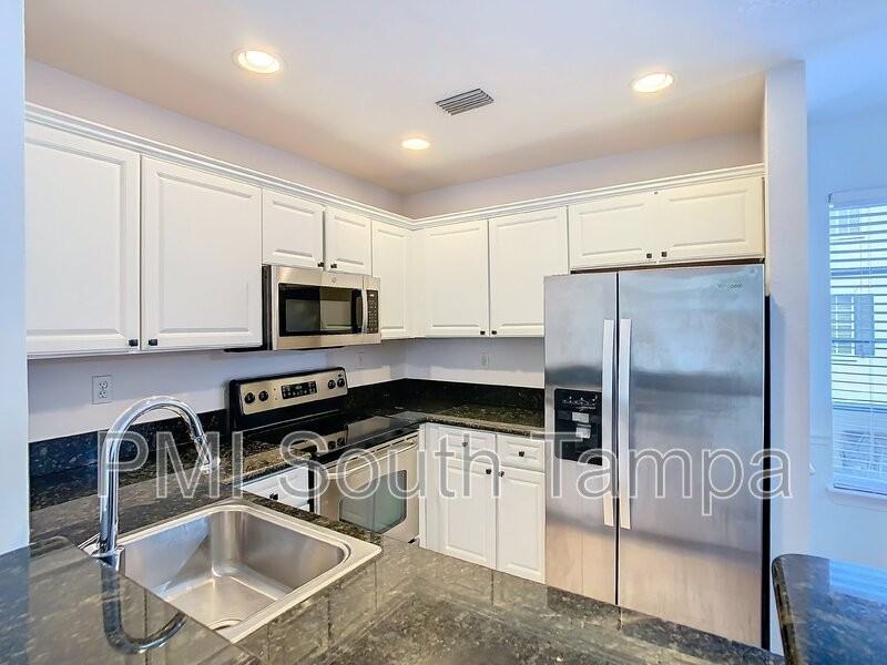 5220 Beach Breeze Ct - Photo 7 of 40