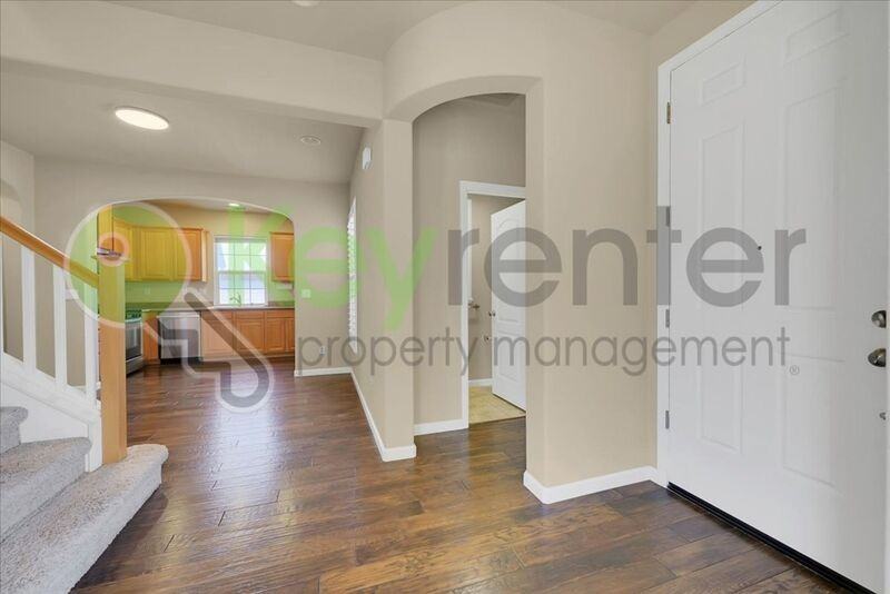 6123 Rolkingham Ln - Photo 2 of 33