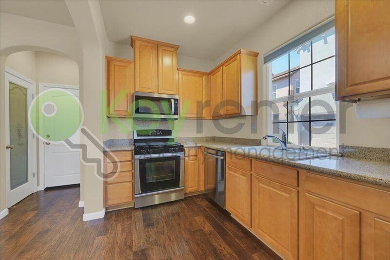 6123 Rolkingham Ln - Photo 3 of 33