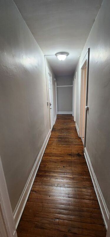 44 Genesee St #3 - Photo 5 of 10