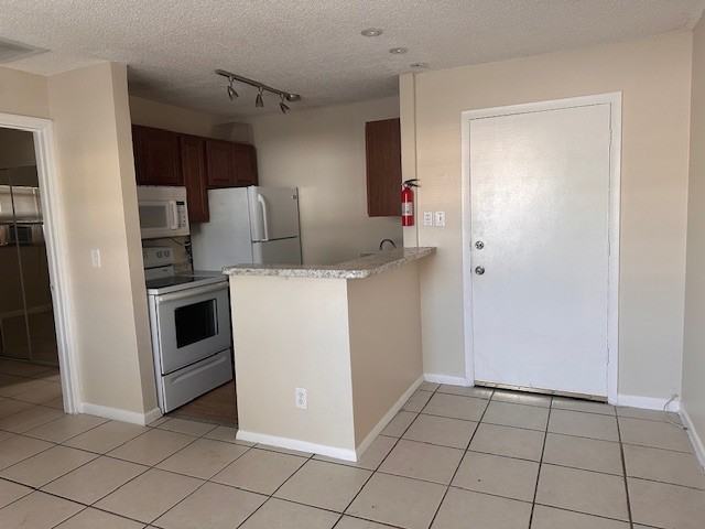 2549 Dixie Pkwy - Photo 3 of 9