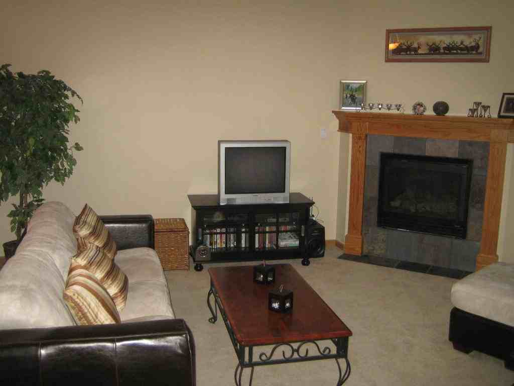 4634 Twain St - Photo 3 of 13