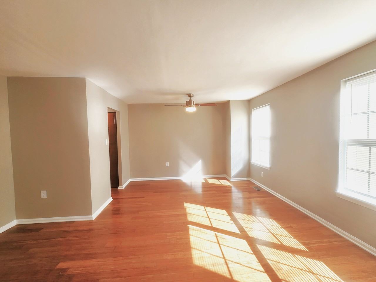 9139 September Ln - Photo 3 of 23