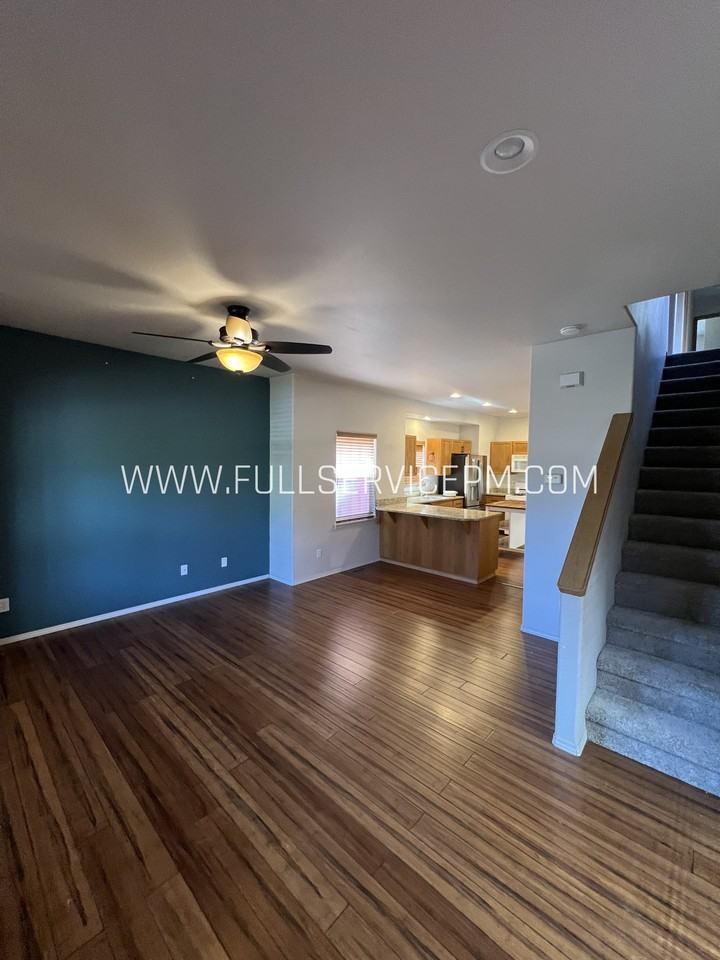 20623 12th Ave S - Photo 2 of 32