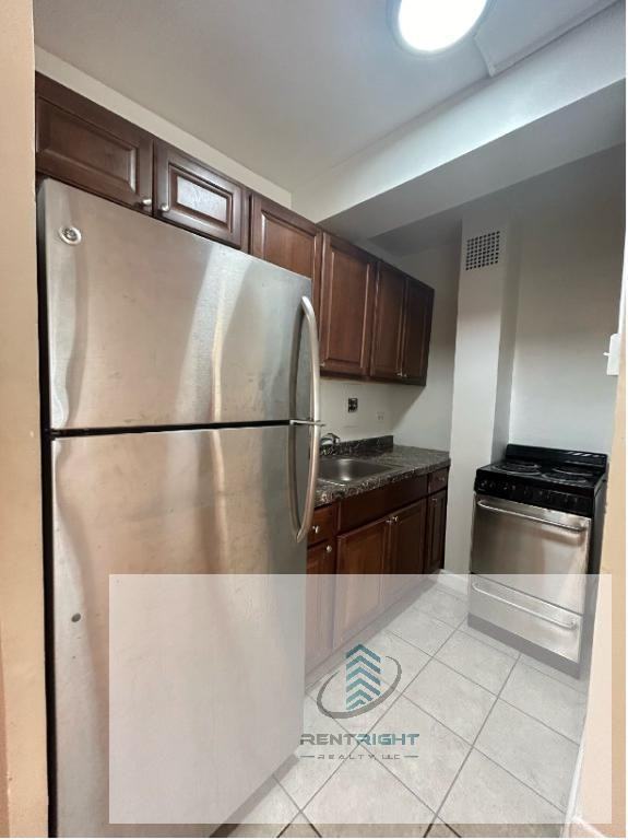 4180 N Marine Dr #604 - Photo 2 of 20