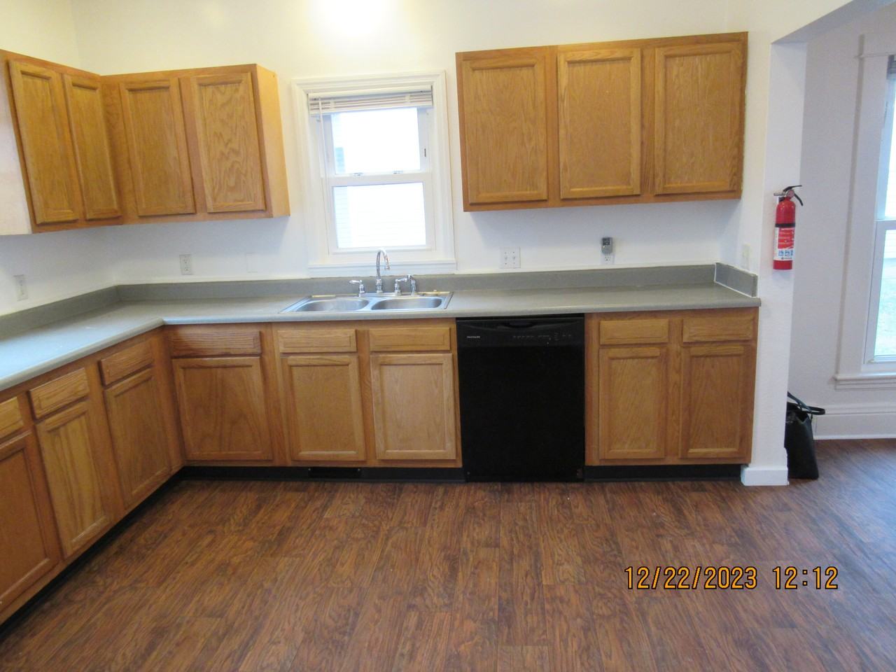 617 Edwin Avenue - Photo 2 of 9