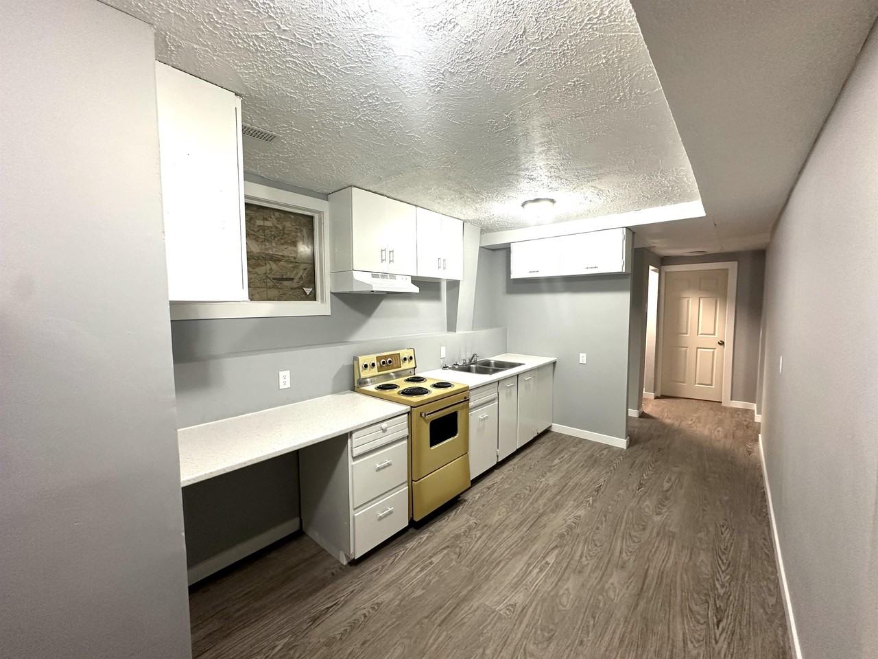 2215 Quince St #B - Photo 4 of 12