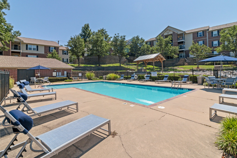 Pinnacle Ridge Apartments - Photo 4 of 39